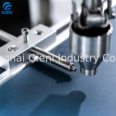 macchina di rifornimento sciolta della polvere del cosmetico di controllo dello SpA 900pcs/H con il saltatore 25L