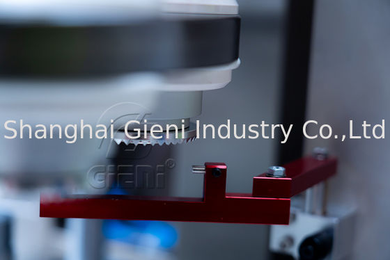 Materiale da otturazione di plastica della metropolitana del dentifricio in pasta della pulitrice del fronte della crema per le mani e macchina di sigillatura