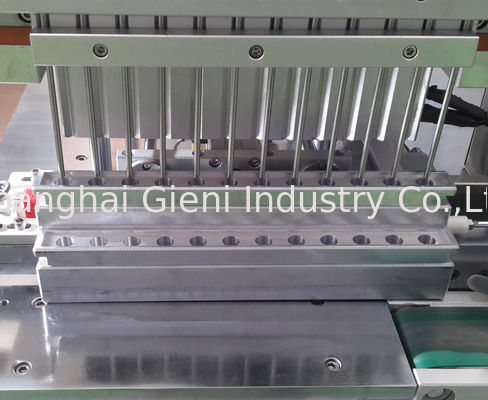 Macchina di rifornimento automatica di Cosemtic di 12 ugelli per rossetto con la copertura di colore