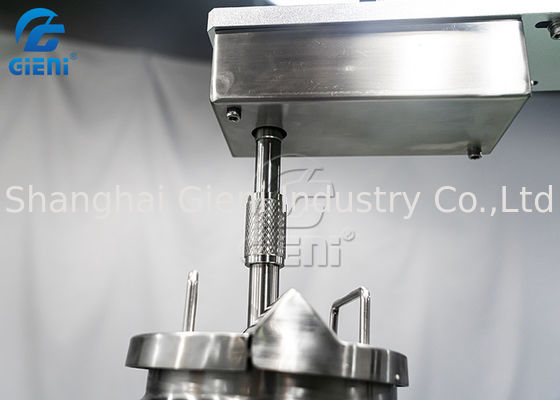 Tipo macchina del laboratorio di rifornimento cosmetica dell'olio del labbro della mascara con il carro armato 5L