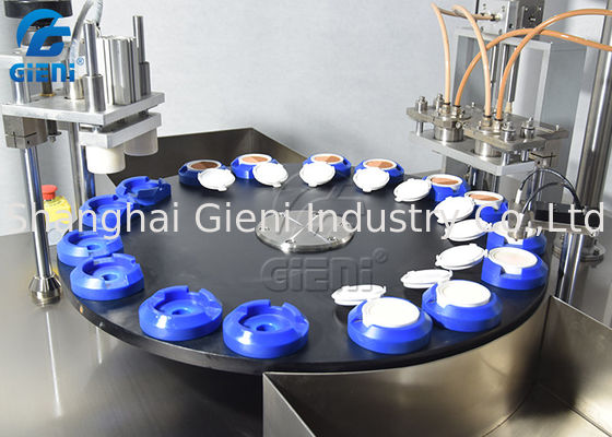 macchina di rifornimento cosmetica rotatoria 20ml per la crema di fondamento di BB 30pcs/Min