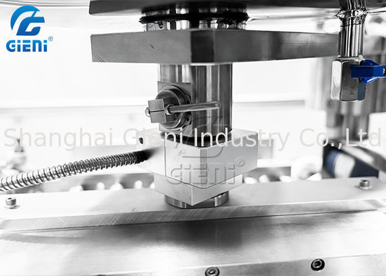 Macchina di riempimento a caldo di 6 ugelli per il balsamo di labbro e del rossetto