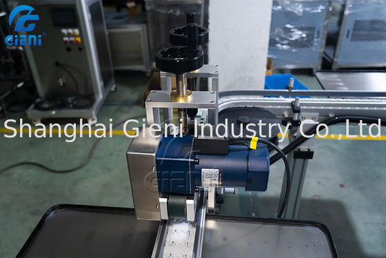 Singolo materiale da otturazione automatico della pompa a ingranaggi dell'ugello e linea di raffreddamento per il balsamo della palla