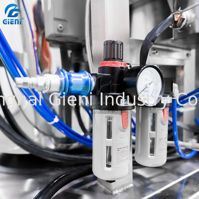 La macchina ad alta velocità 10kgs della stampa della polvere di trucco di 2.2kw 50L lubrifica il dispositivo di spruzzatura
