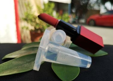 Un buon prezzo. Mano semplice dell'alto del rossetto silicone trasparente di cristallo della muffa con il proprio logo in linea